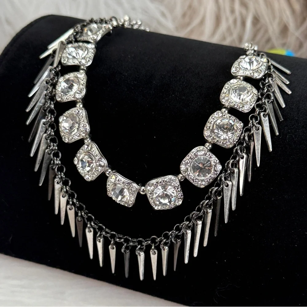 Interesting Silvertone bling costume statement necklace
